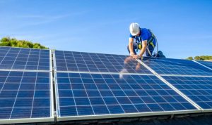 Installation et mise en production des panneaux solaires photovoltaïques à Canéjan